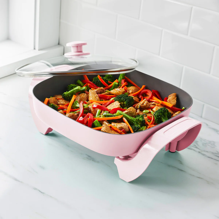 8 Kitchenware Brands for Adding Color to Your Cooking Space