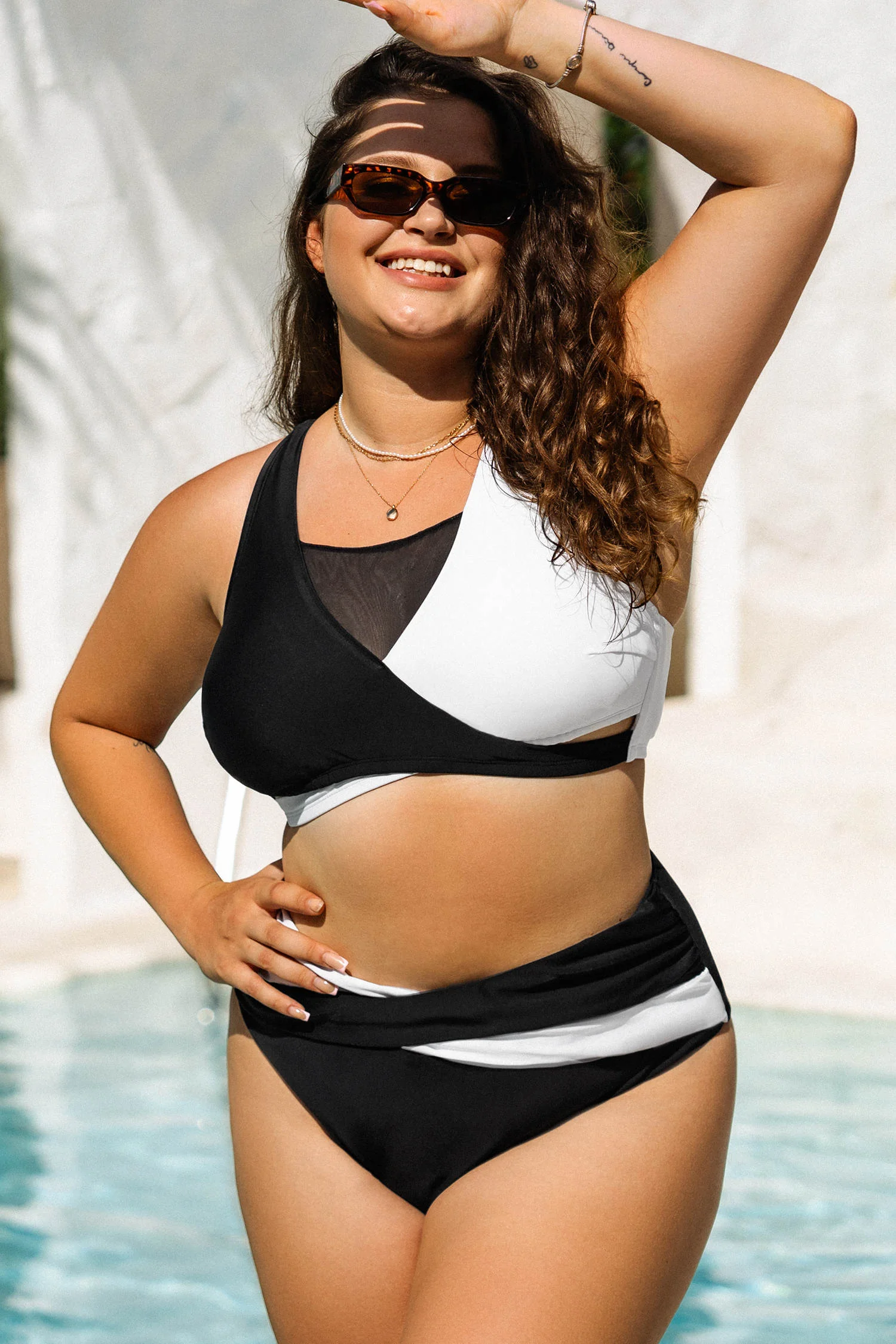 Women's Ribbed Cutout Bikini Swimsuit Set - Cupshe-Large-White