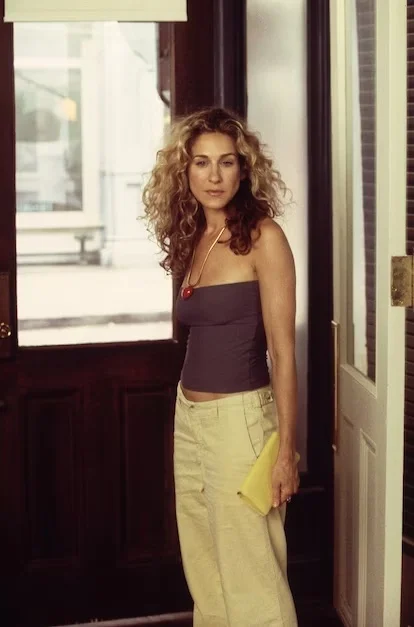 Carrie Bradshaw's Best Outfits Featured With SS15 Collections
