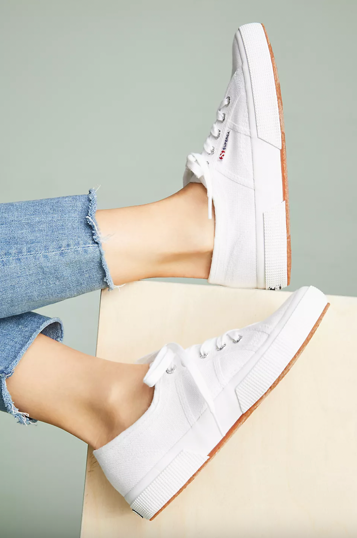 11 Best White Platform Sneakers Of 2023 – Reviews & Buying Guide