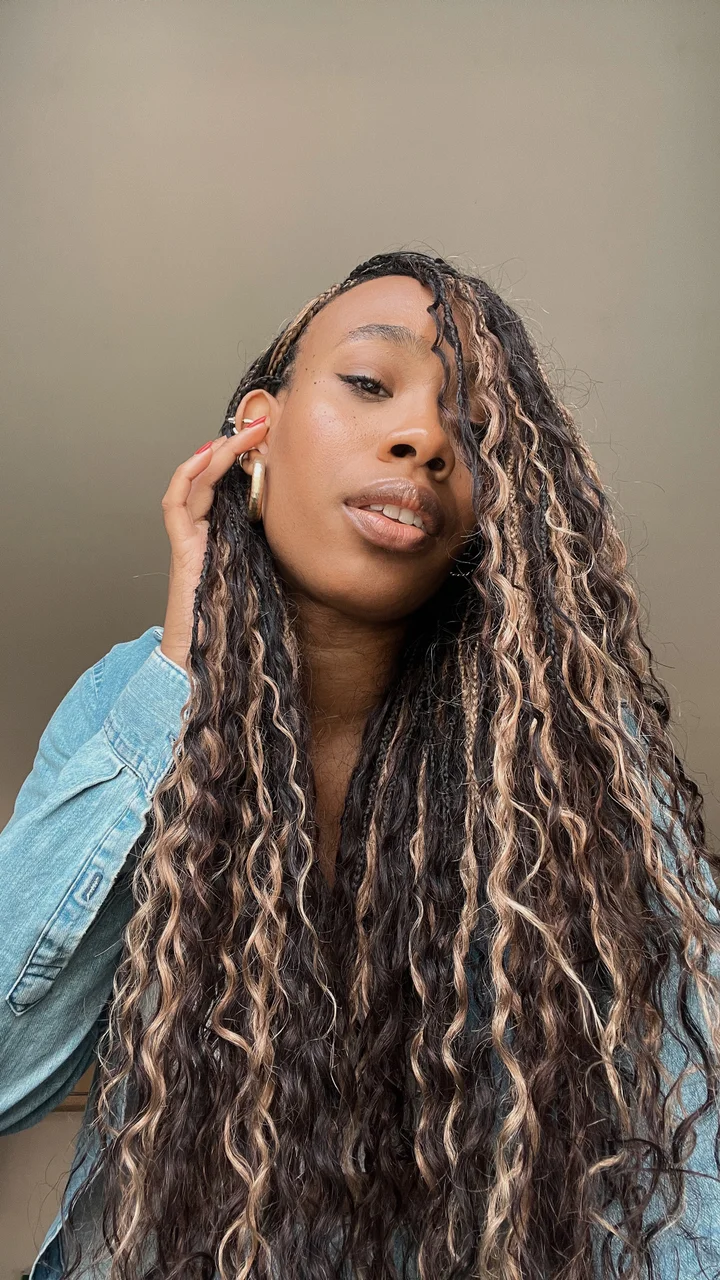 How To Micro (Styled) Knotless Braids: Wet and Wavy Ends 