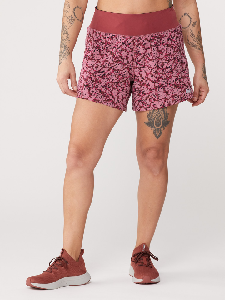 women in mens lulu shorts｜TikTok Search
