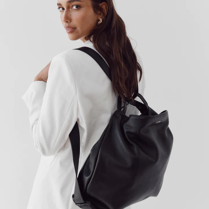 Vestirsi + Bella XL Black 2-in-1 Convertible Backpack Tote
