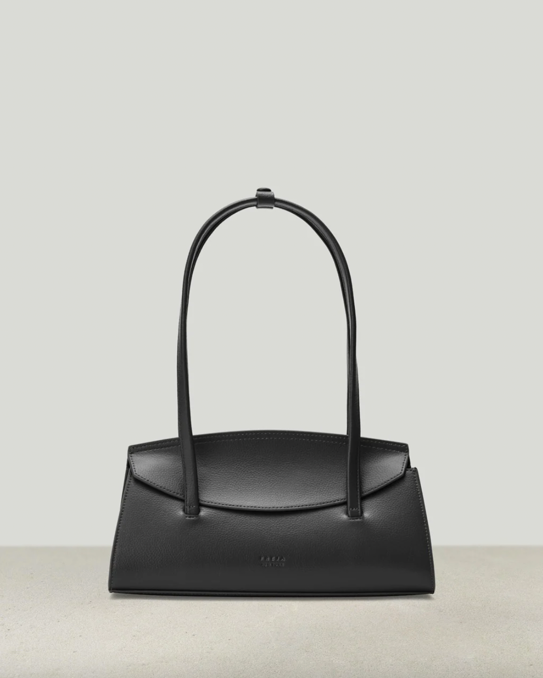 Freja Metal Chain Fanny Bag