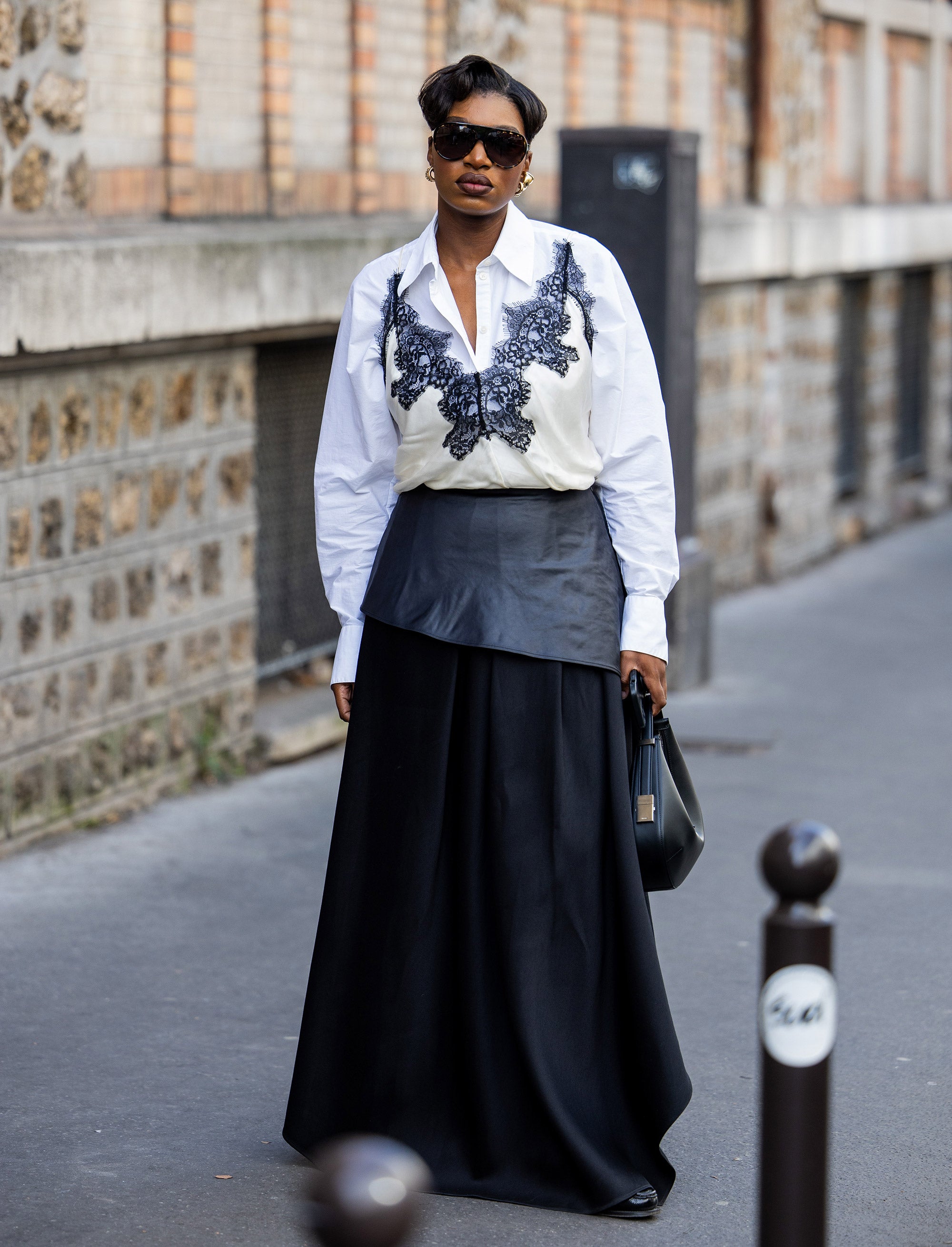 White shirt hotsell street style