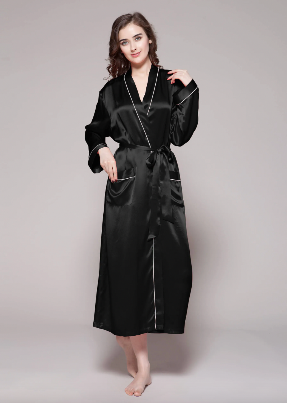 LilySilk + 22 Momme Contra Trim And Full Length Silk Robe