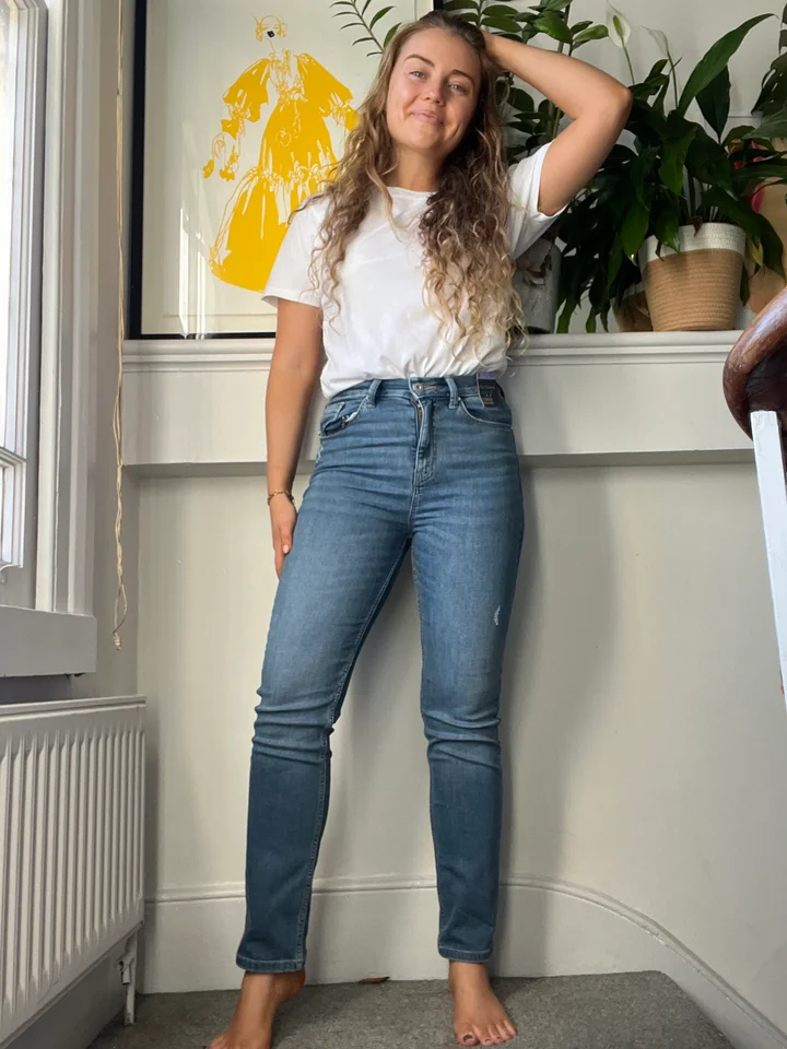 Five Wide Leg Jeans Outfits - By Lauren M