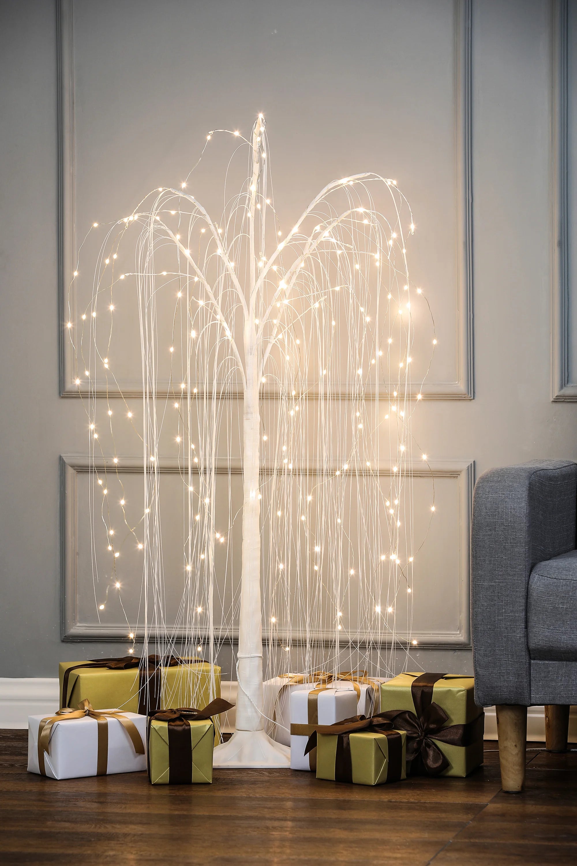 Holiday time led twinkle deals willow tree