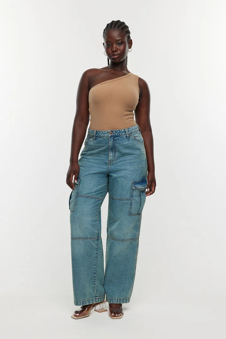 4 jeans that will trend in 2024 and you have to add to your closet