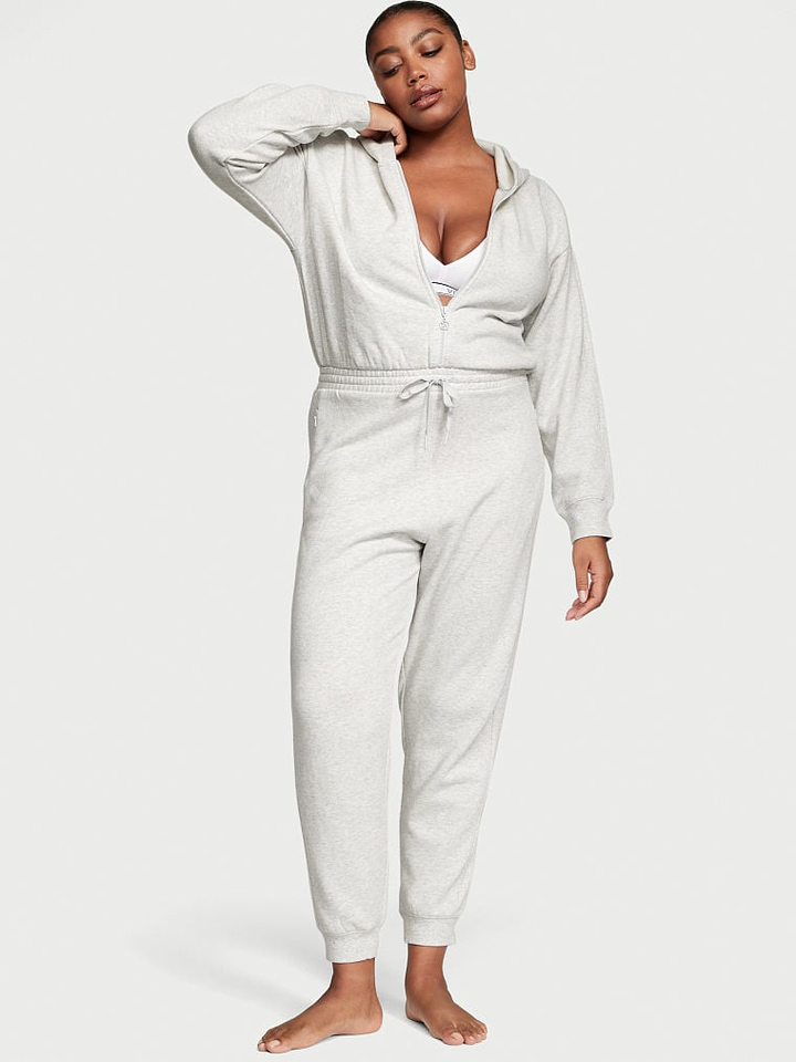 Give them gifts they'll love. From luxe loungewear to better-than