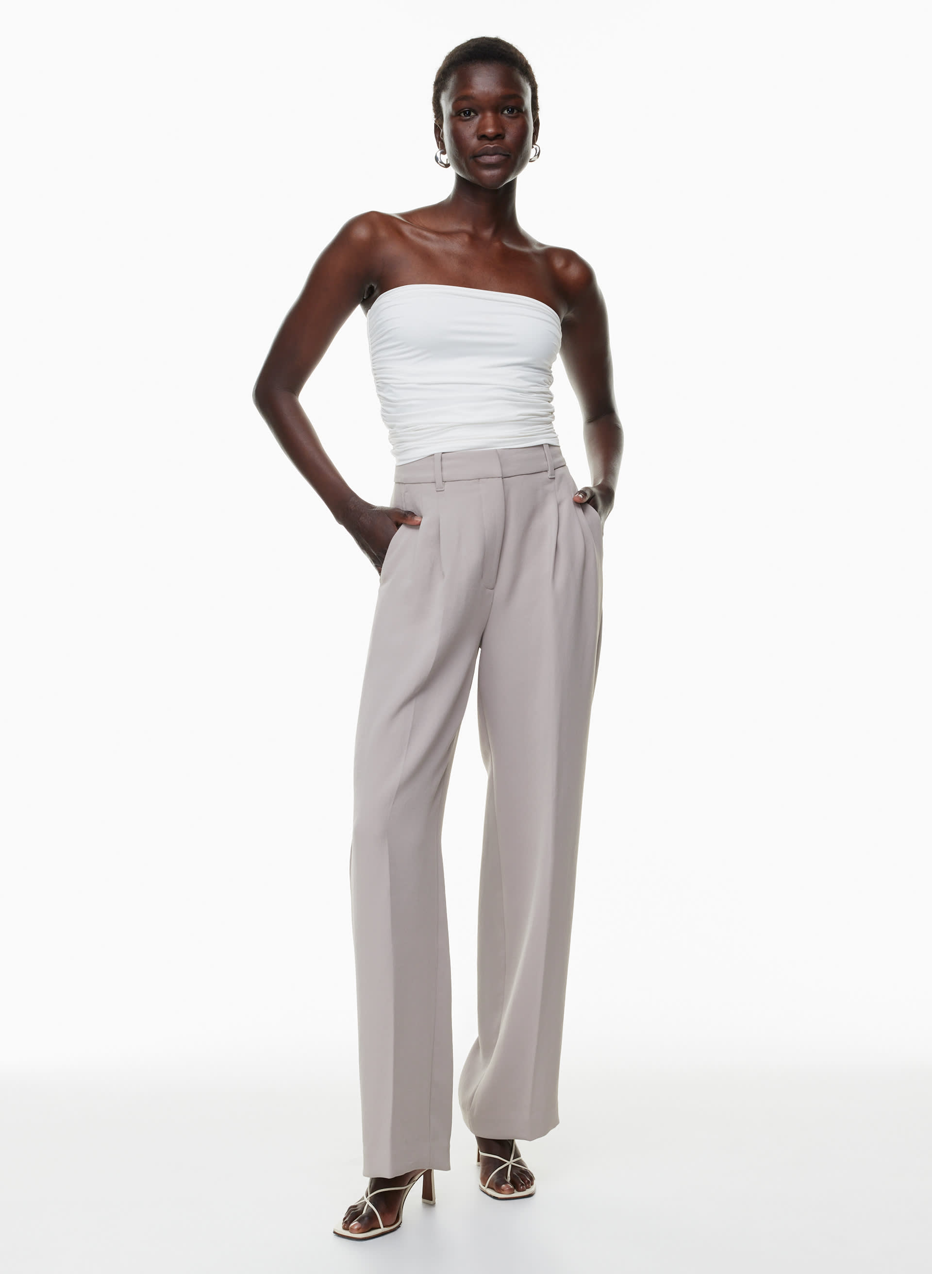 Aritzia + The Effortless Pant