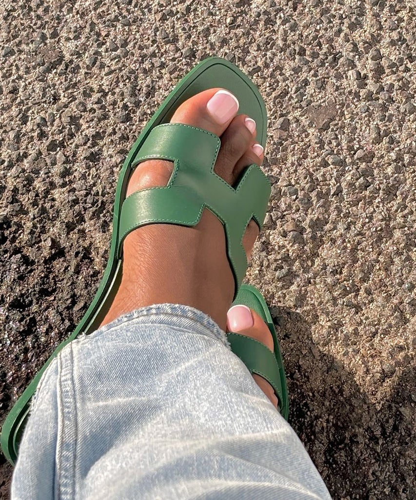 11 Summer Pedicure Colours That Go With Pretty Much Everything