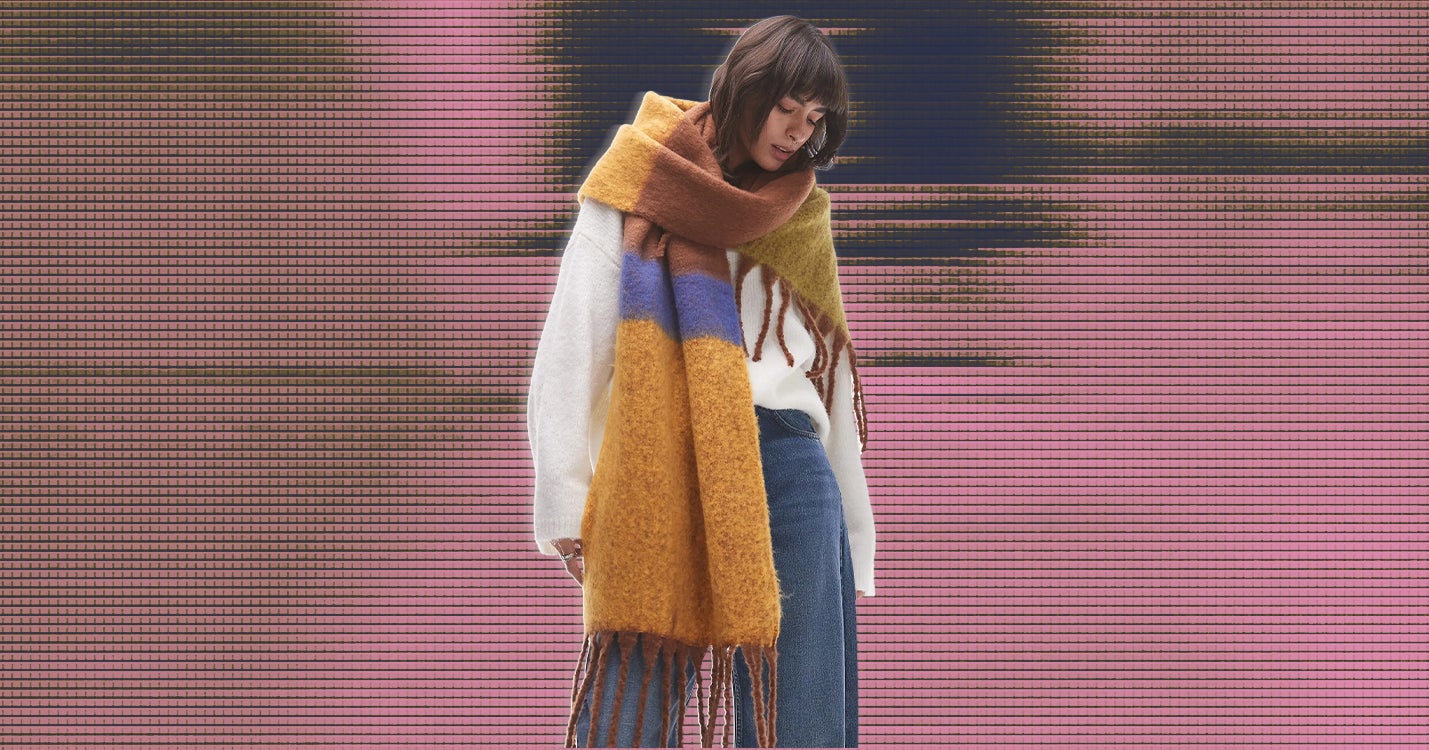 14 Best Oversized Scarves To Stay Warm This Winter 2023