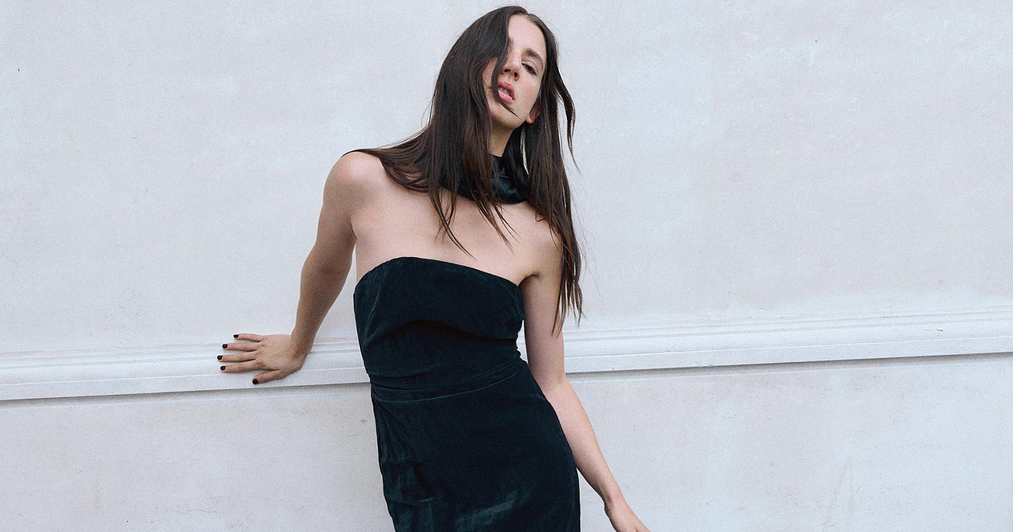 Zara’s Sister Brand Is Your Holiday Party Dressing Secret Weapon