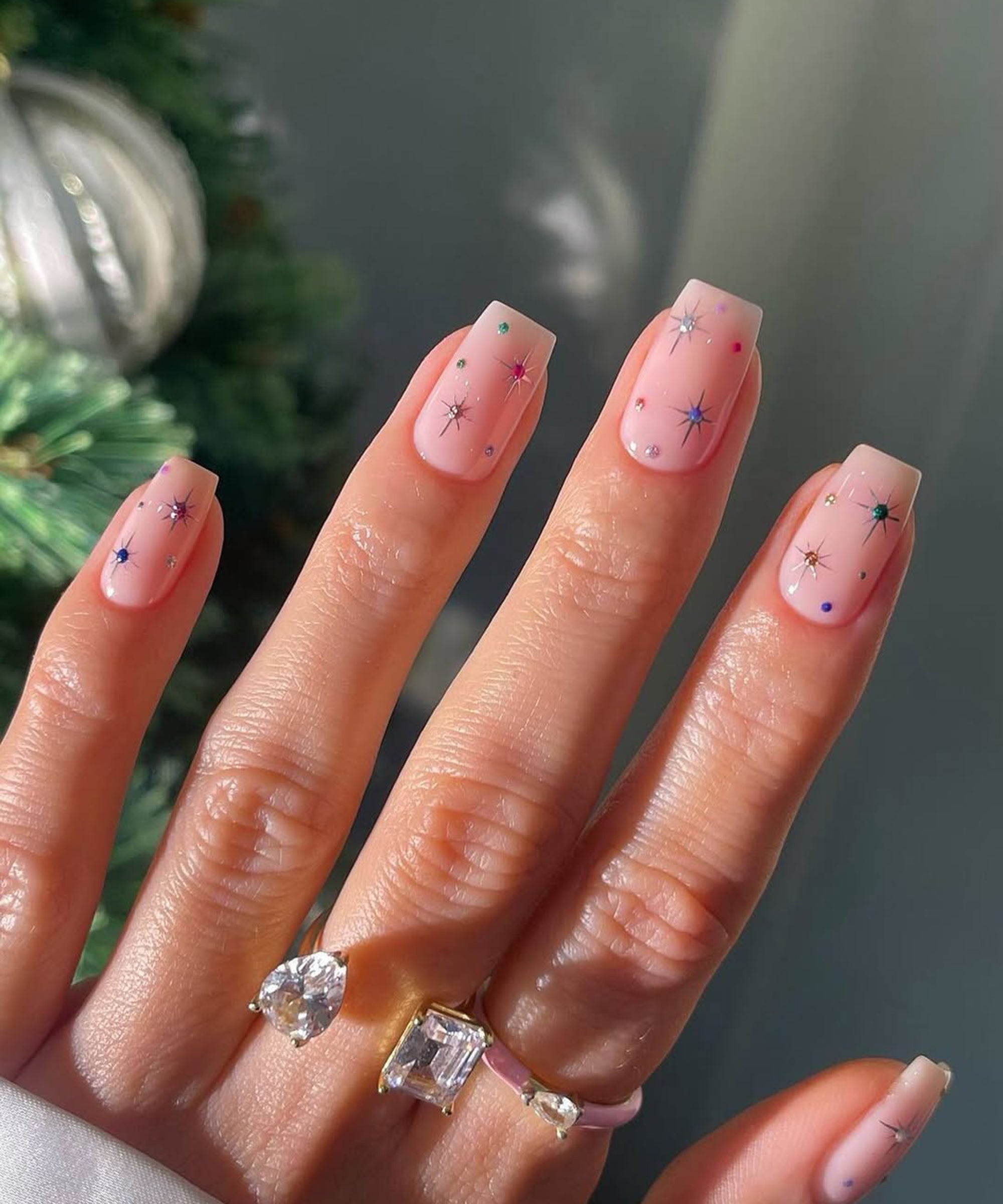 20 New Years Eve Nail Art Ideas To Wear Into 20