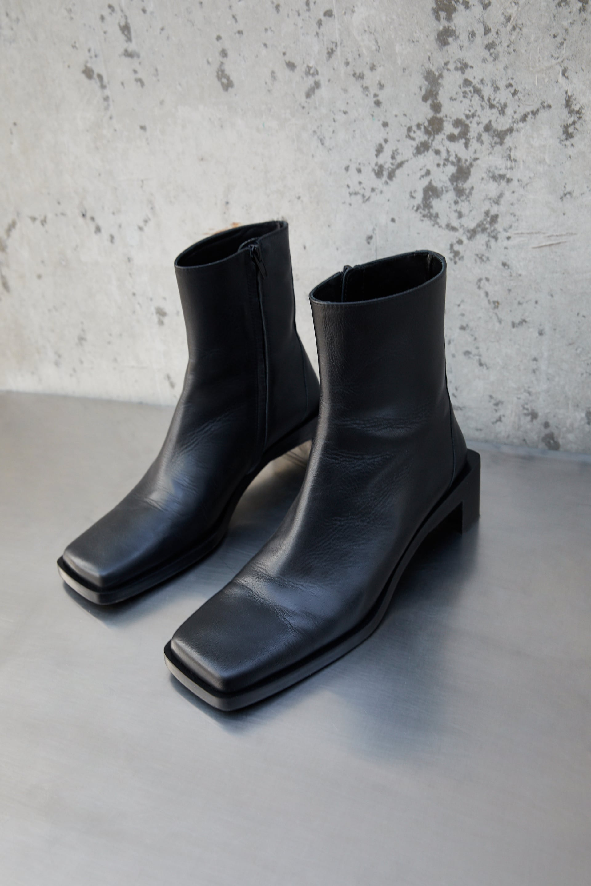 leather square toe boots