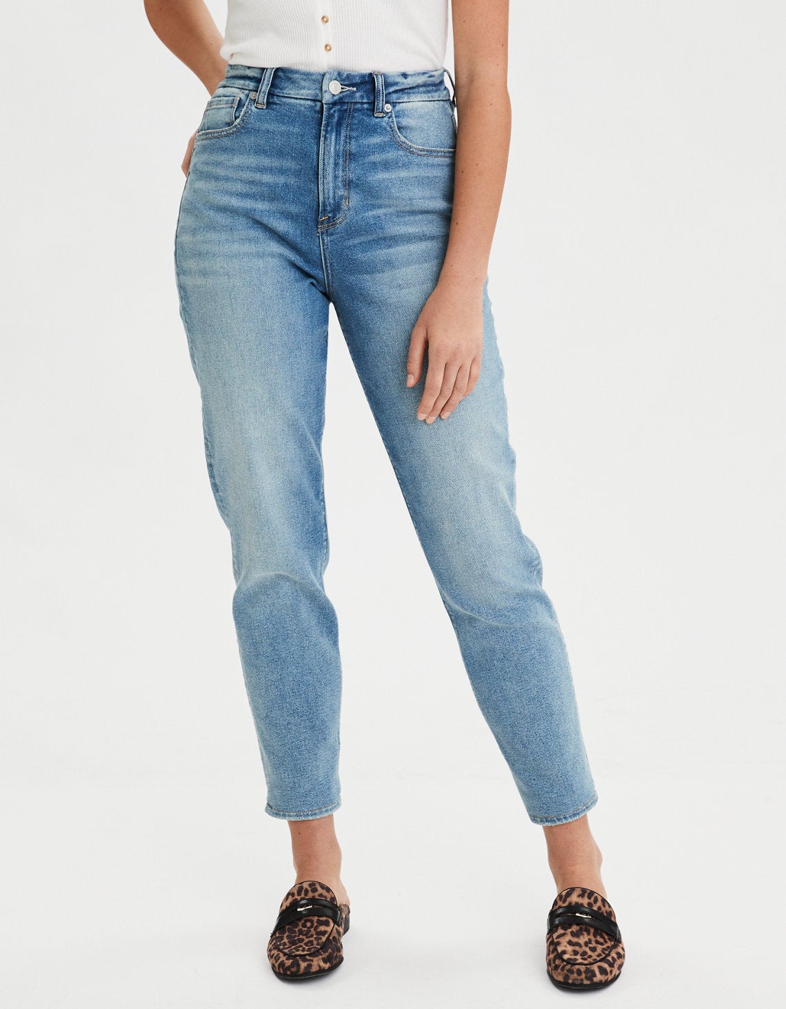 American Eagle launches extended sizing for denim - Just Style