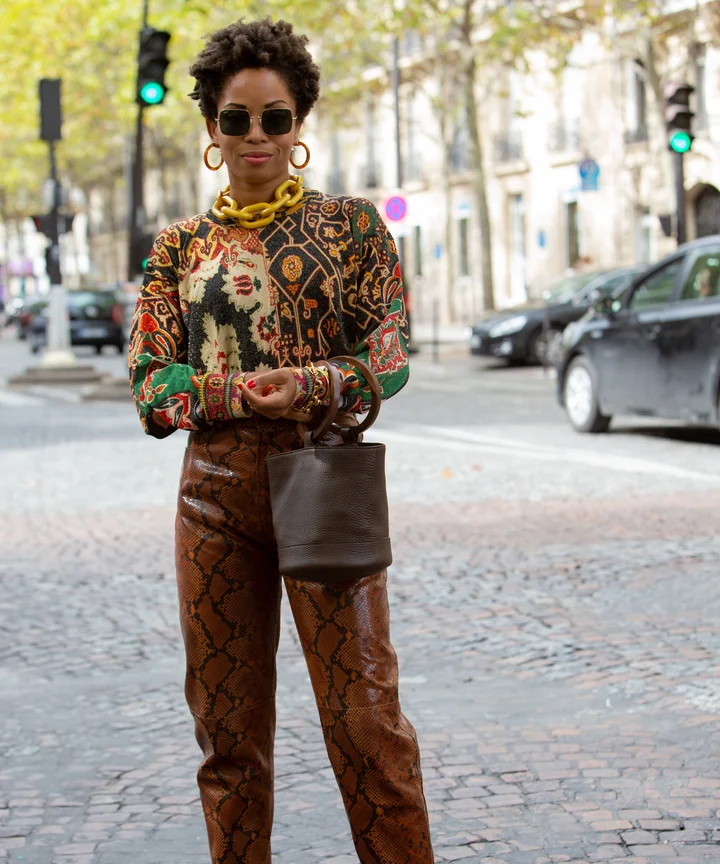 Street Style Outside Chanel - Paris Fashion Week SS20