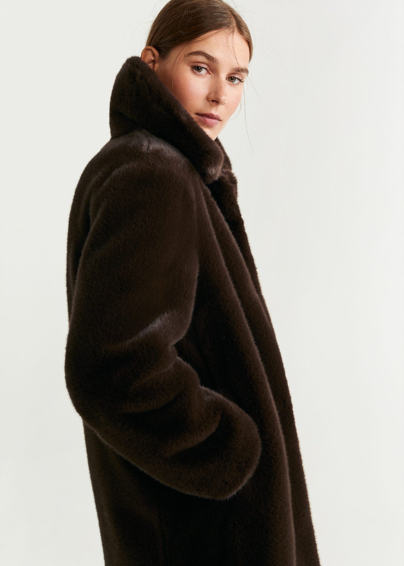Lapels faux fur coat - Women