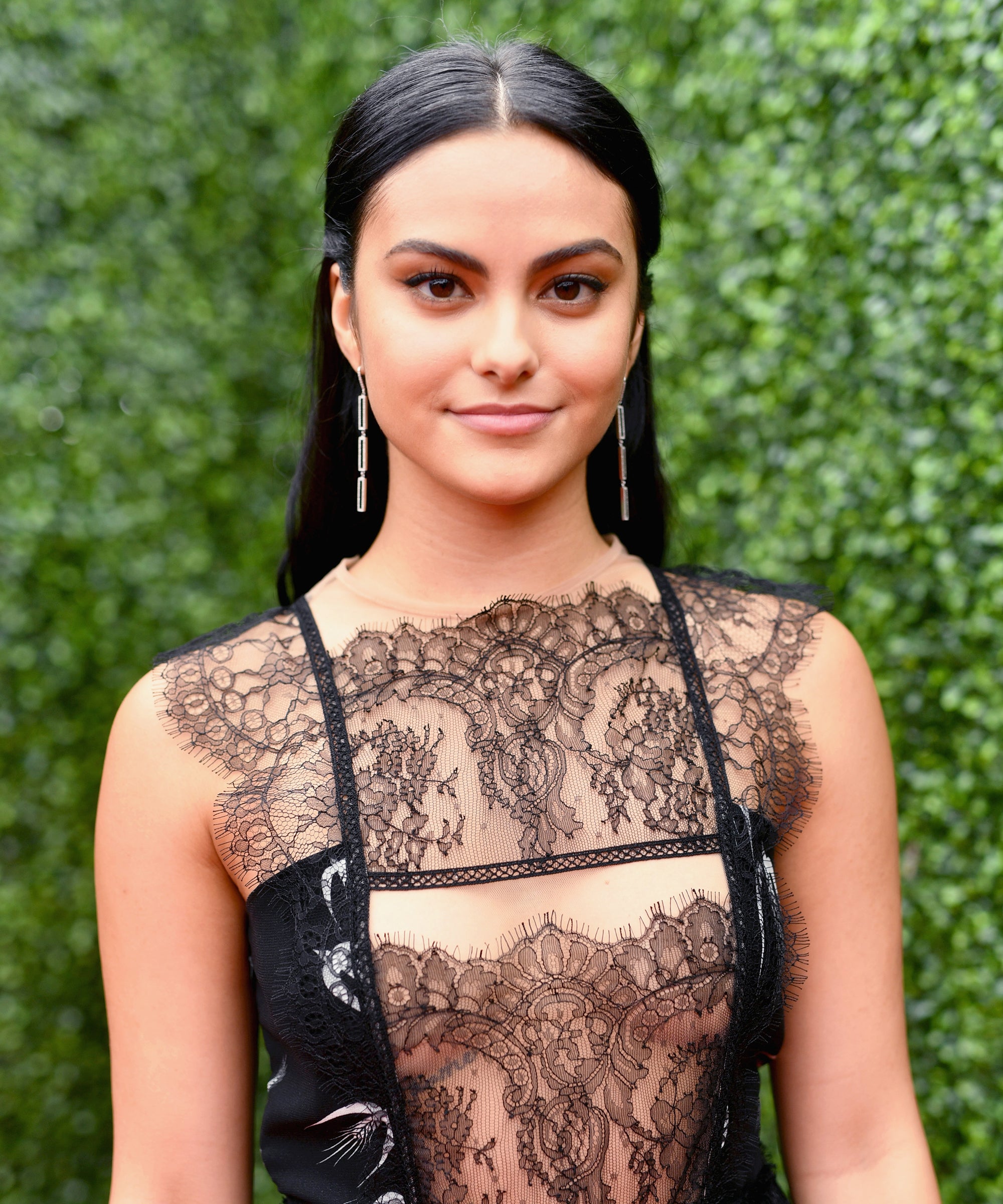 Camila Mendes Best Makeup & Hair Looks To Copy