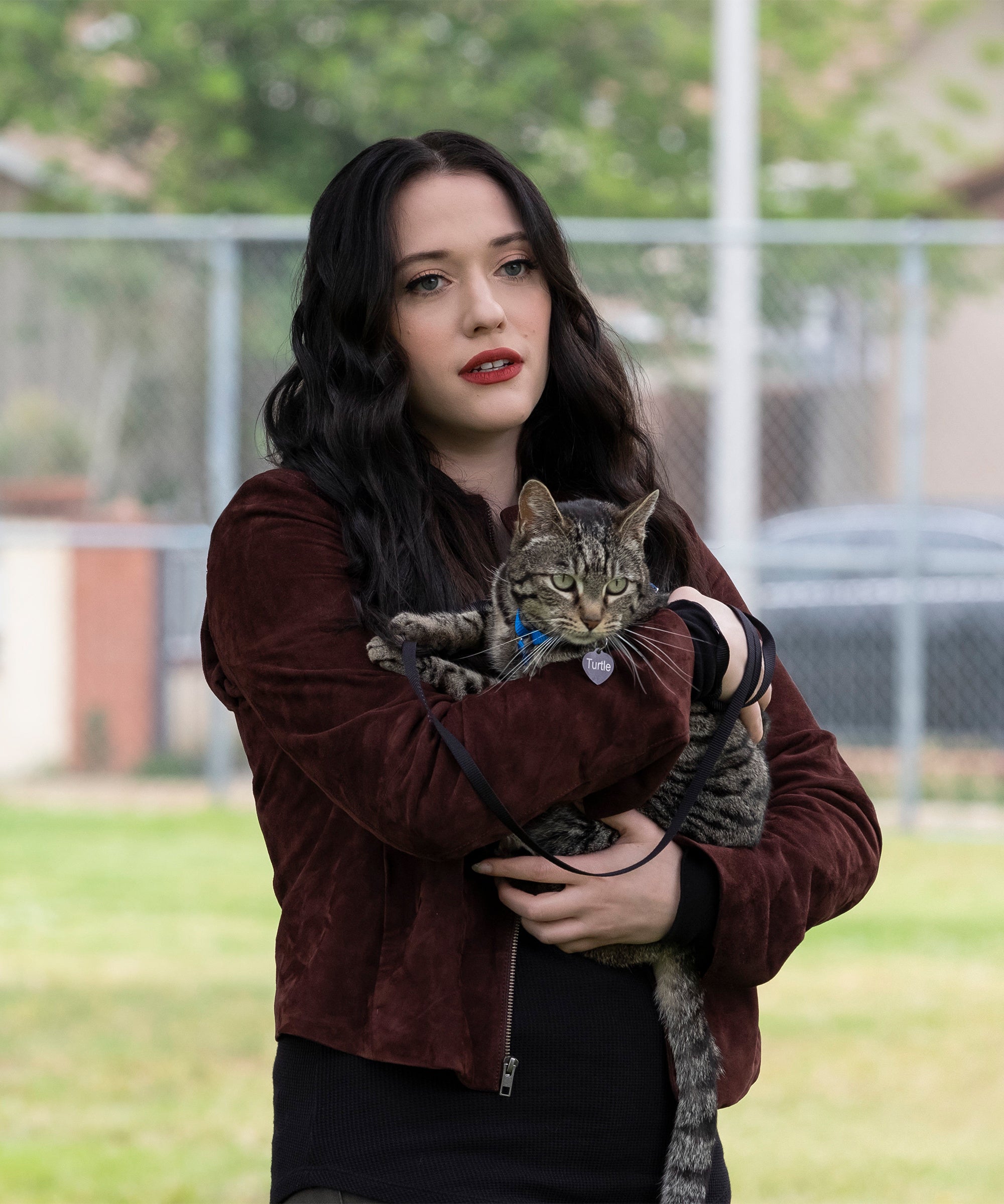Kat Dennings Sex - What Is Dollface? Kat Dennings Previews New Hulu Comedy