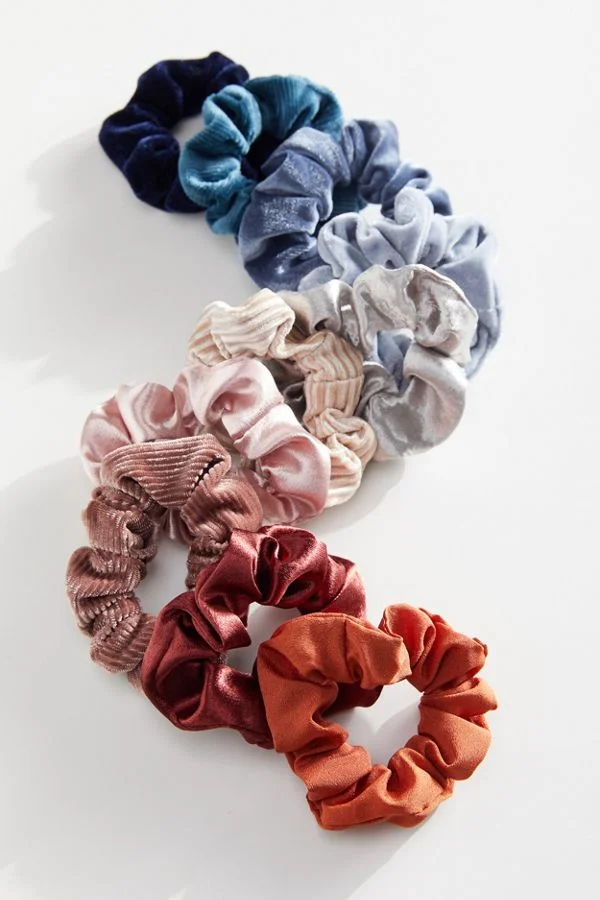 Urban Outfitters + 10 Set Perfect Scrunchie