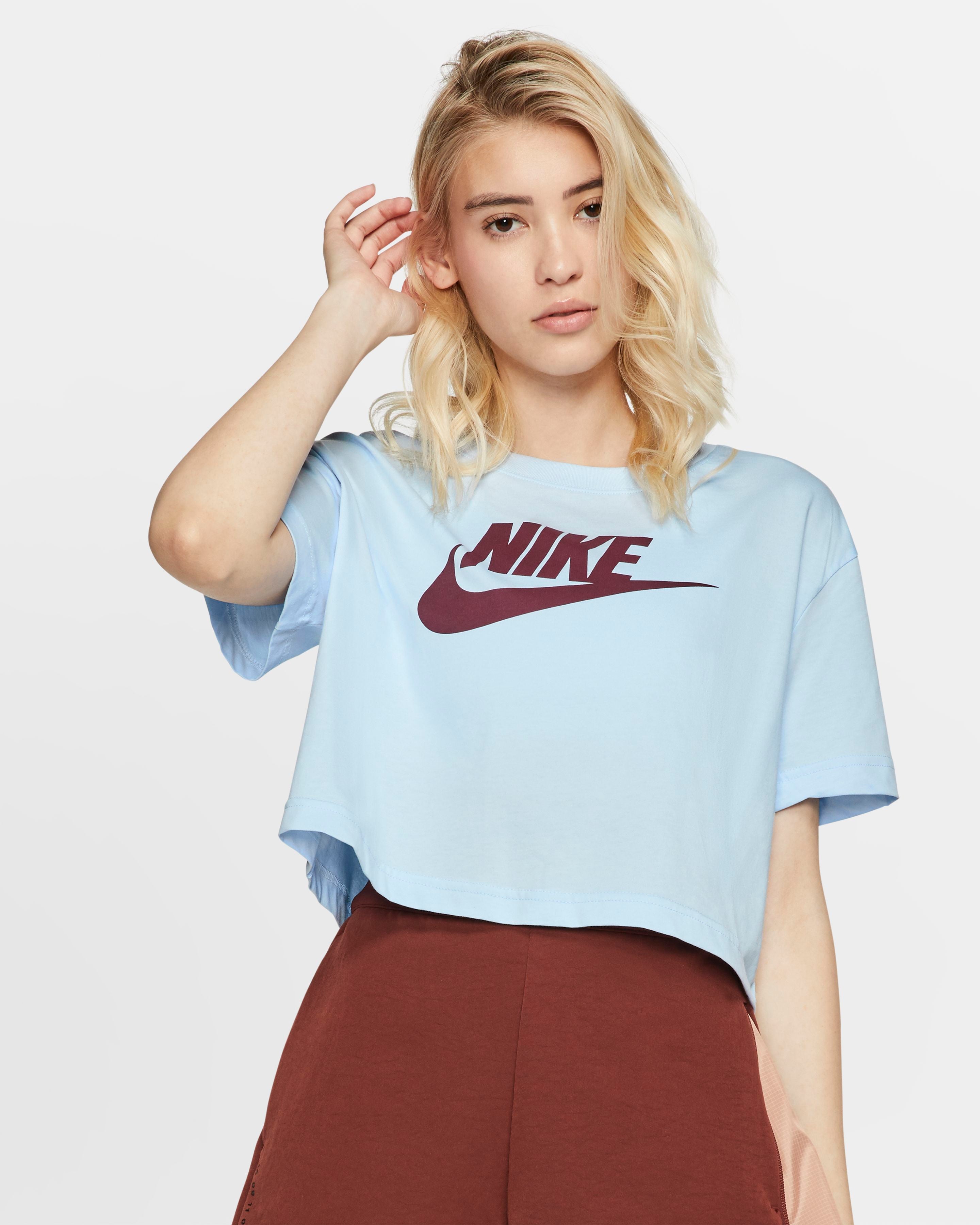 Nike + Cropped T-Shirt Nike Sportswear Essential