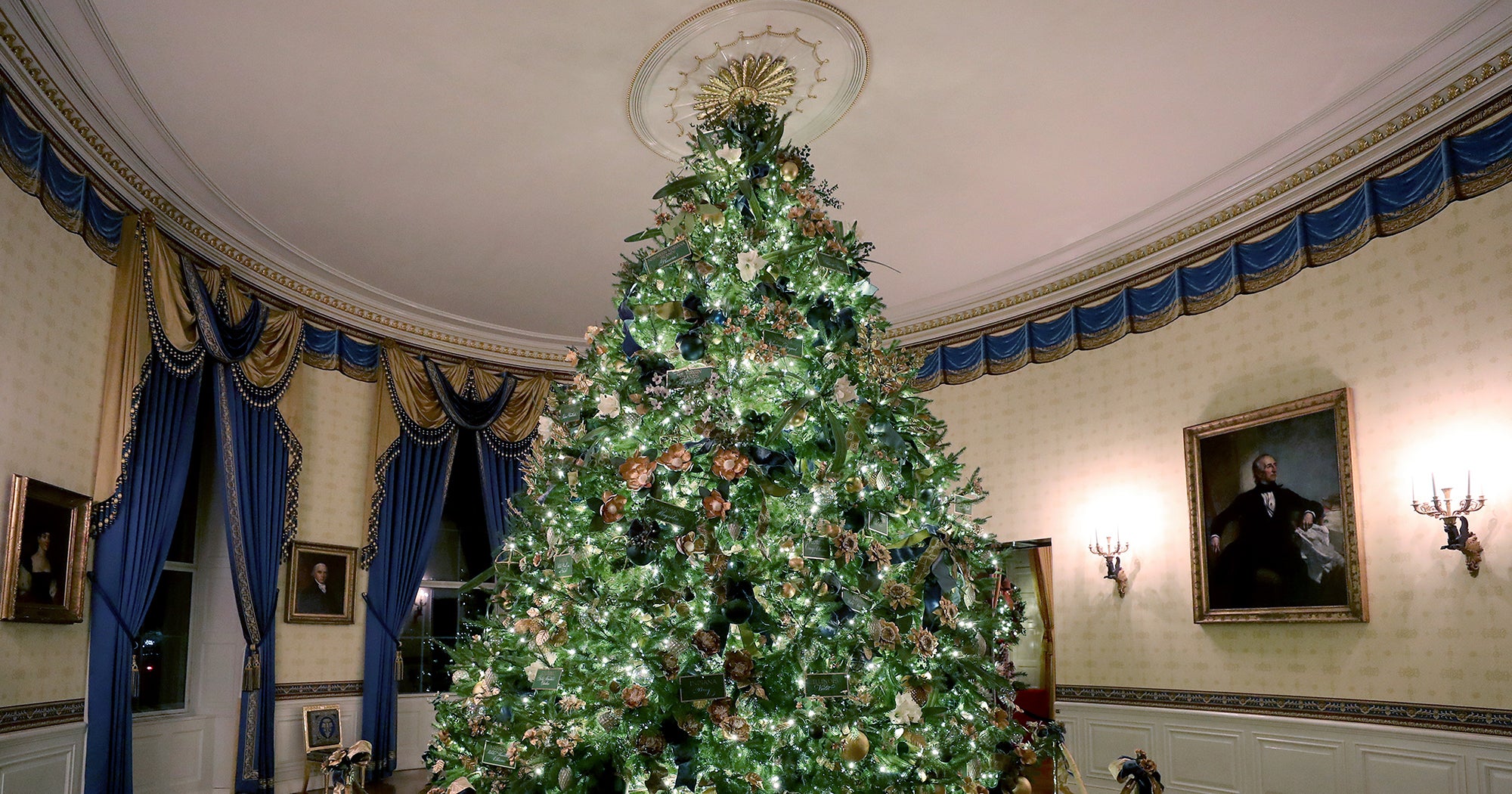 Melania Trump Presents the White House Christmas Decorations in Dior