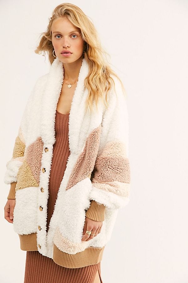 Free People + 29 Oversized Jumpers For Those Who Want To Go Big