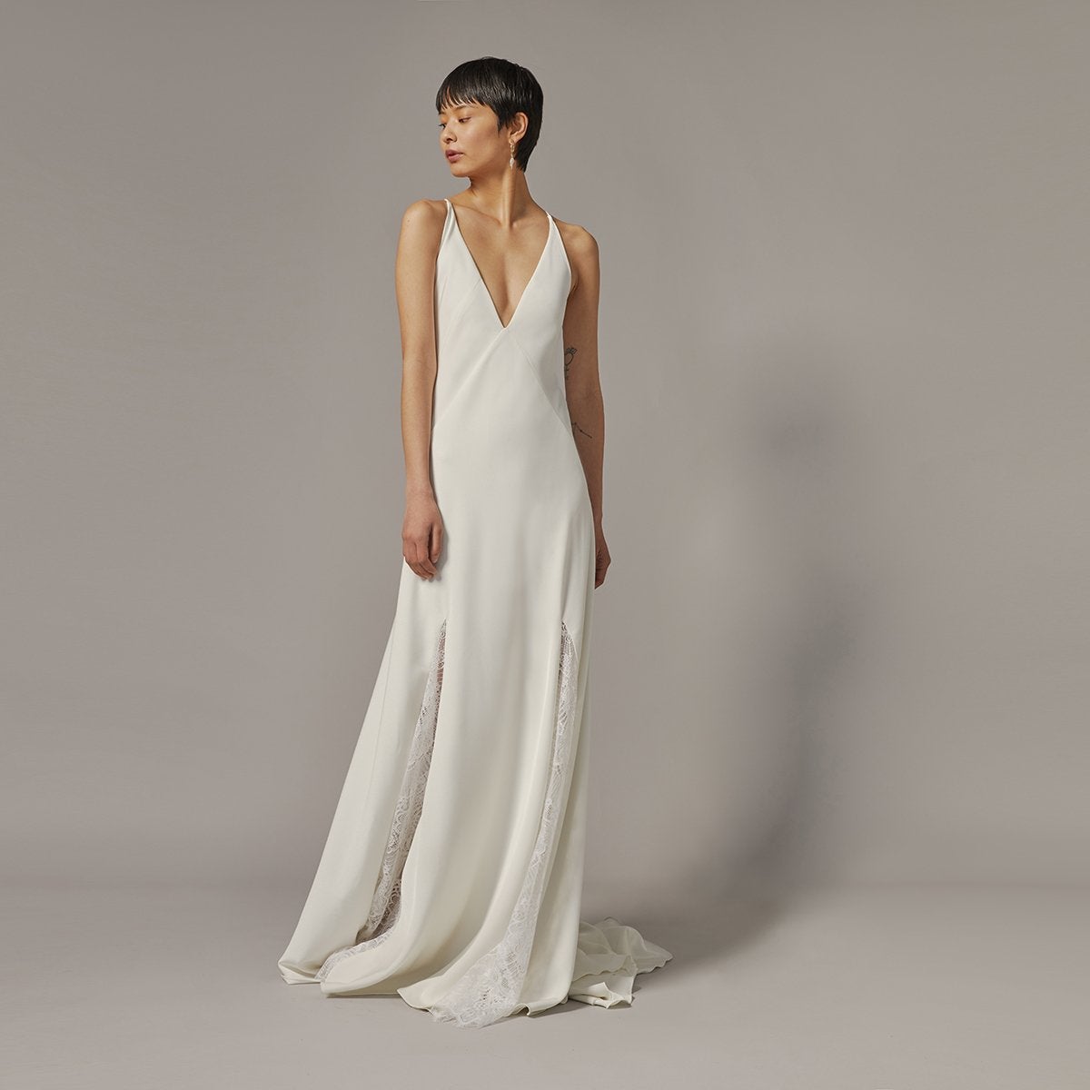 wedding dresses under $1000