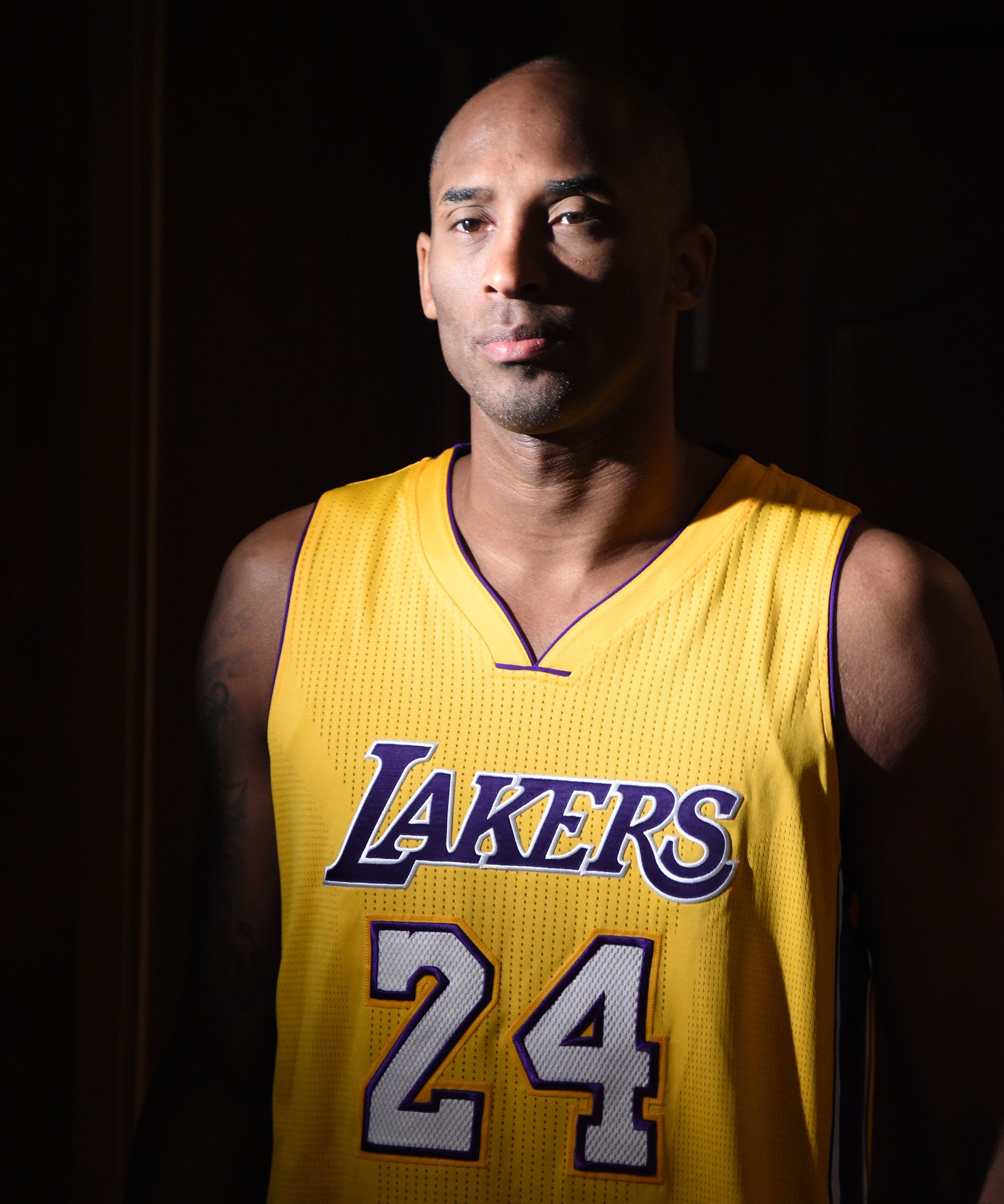 Ex-NBA star's emotional tribute to Kobe Bryant 