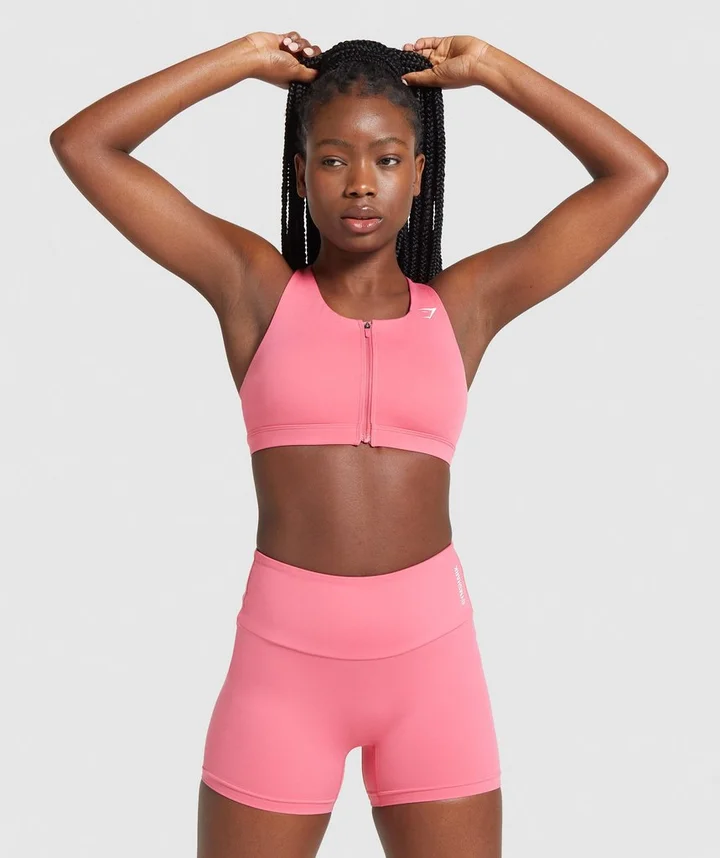 Cute Workout Clothes For Active Women To Rock In 2020
