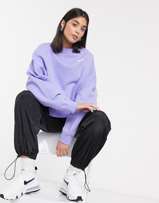 Nike mini swoosh discount oversized boxy sweatshirt oatmeal