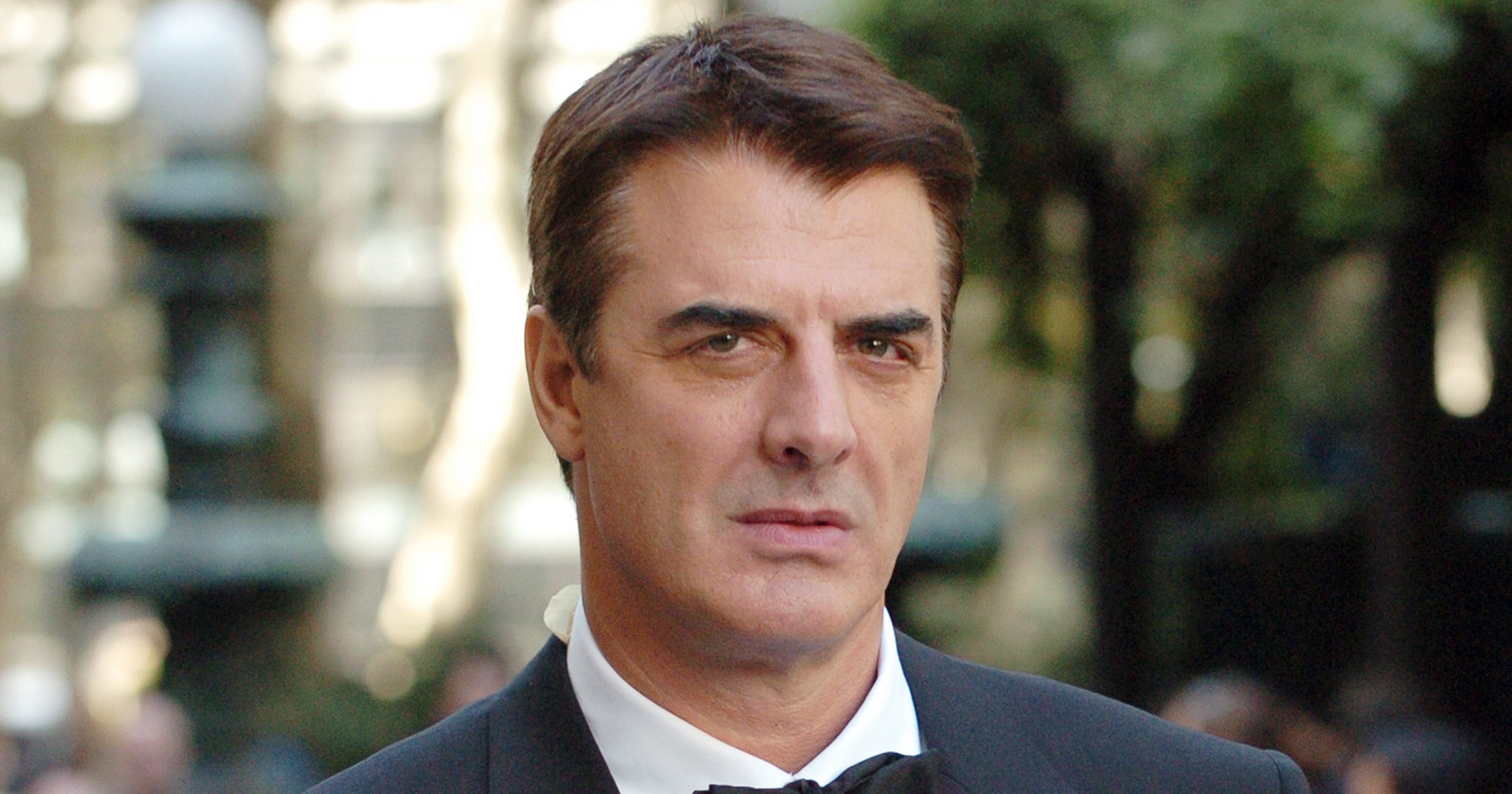 Chris Noth With A Shaved Head Is Unrecognizable Mr. Big