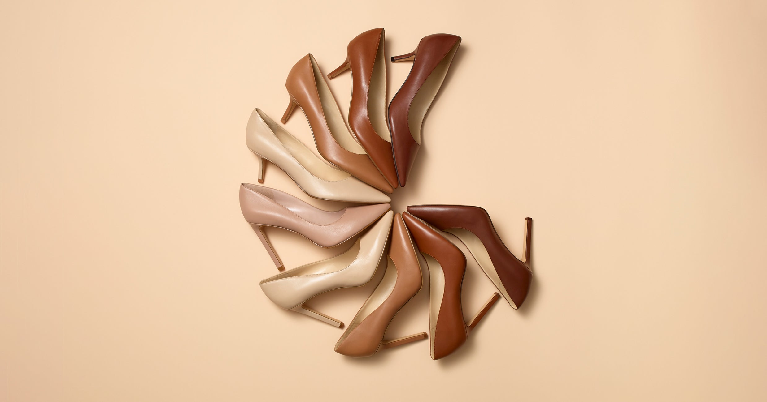 Nude top color pumps