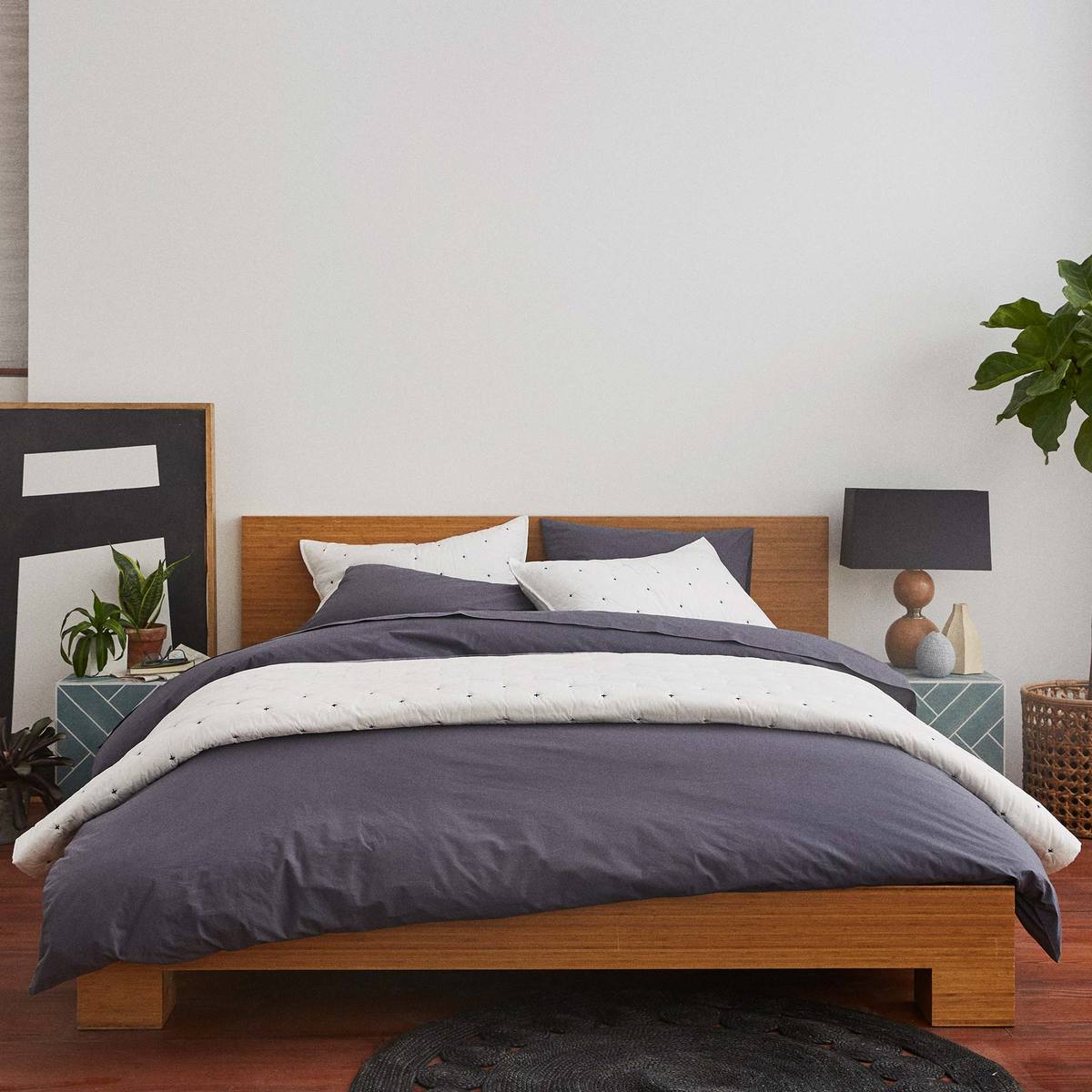 Top Brooklinen Lightweight Quilt