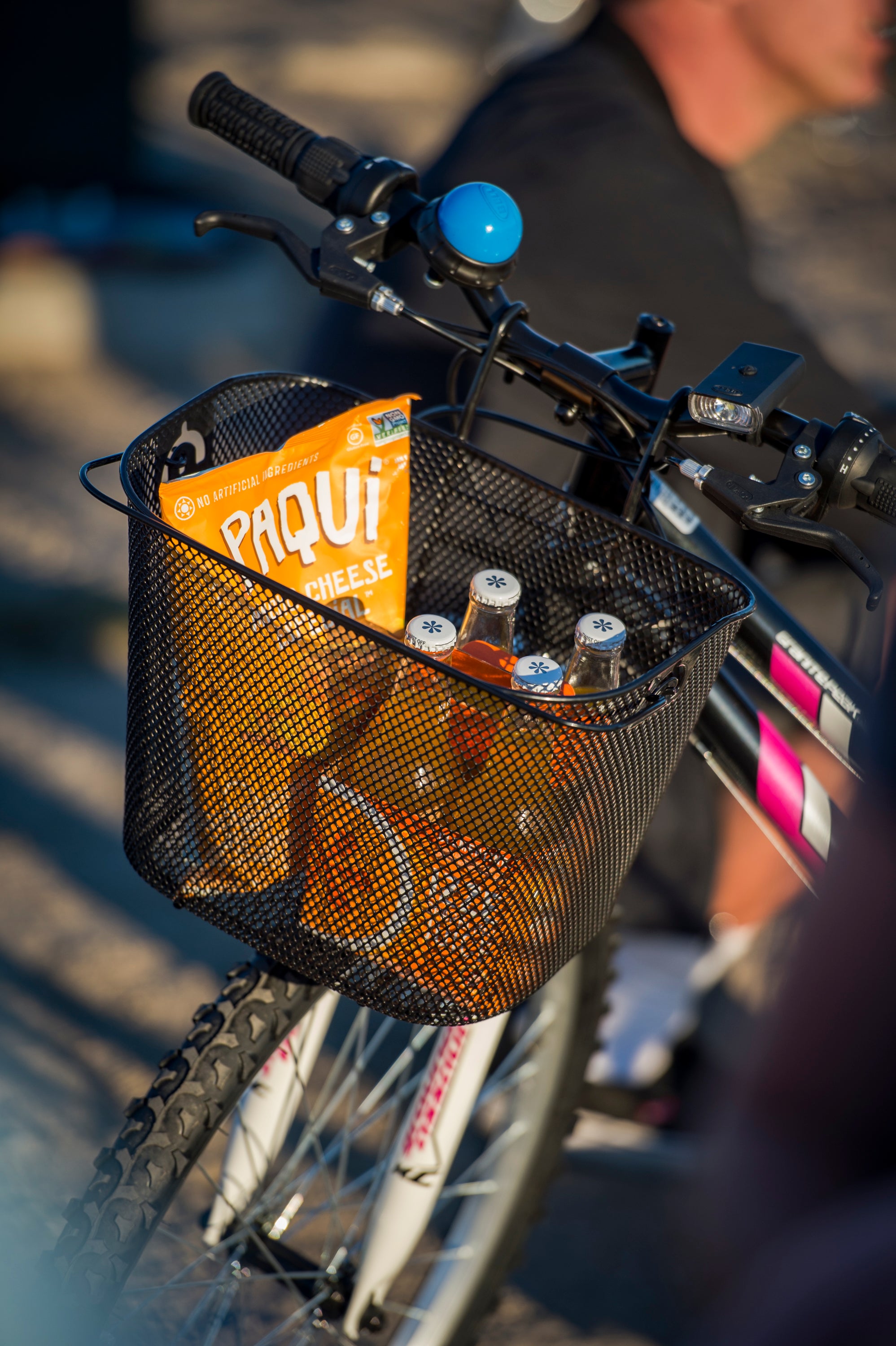 bell handlebar basket