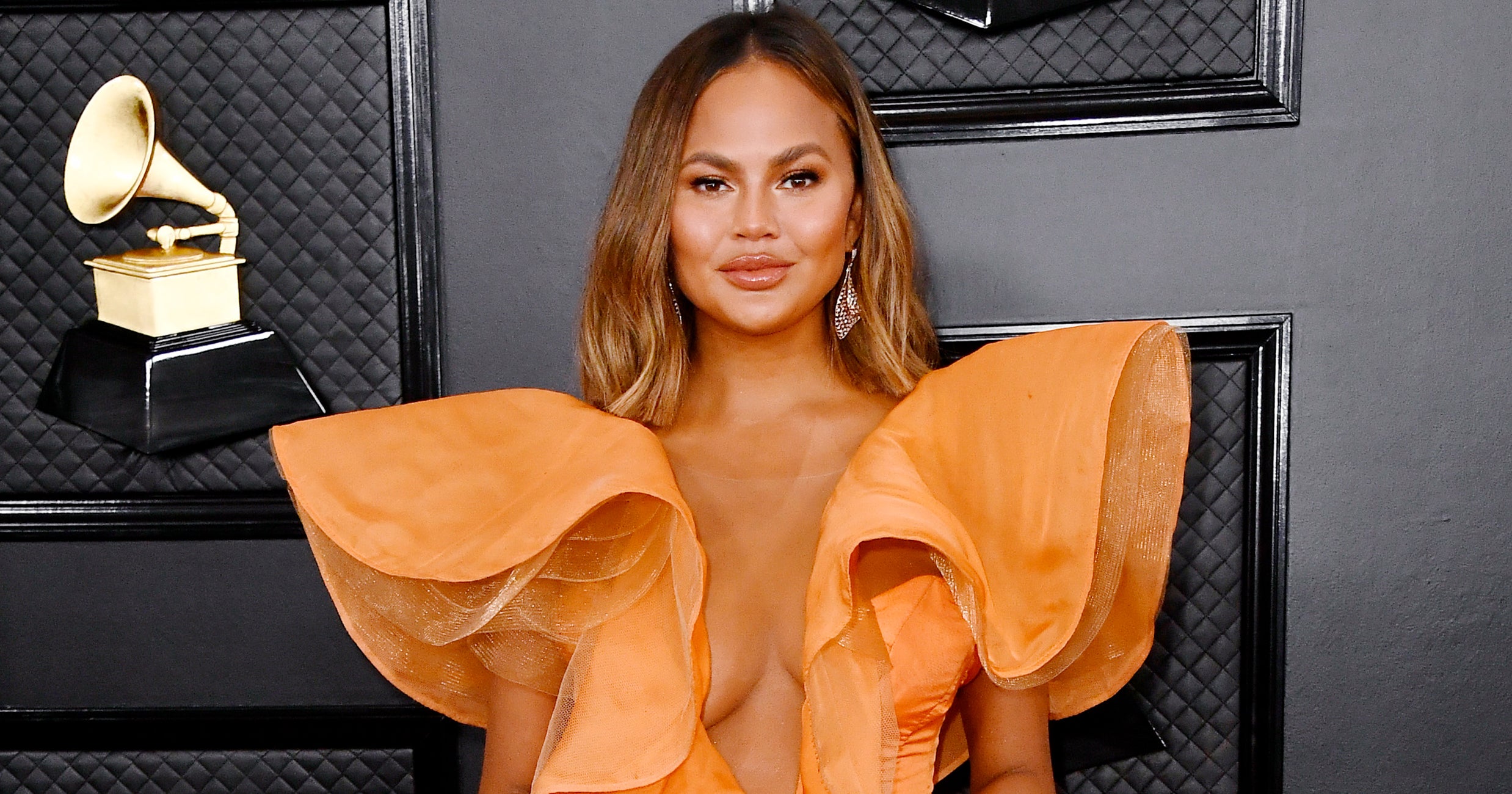 Chrissy Teigen Posts Breast Implant Removal Scar Photos