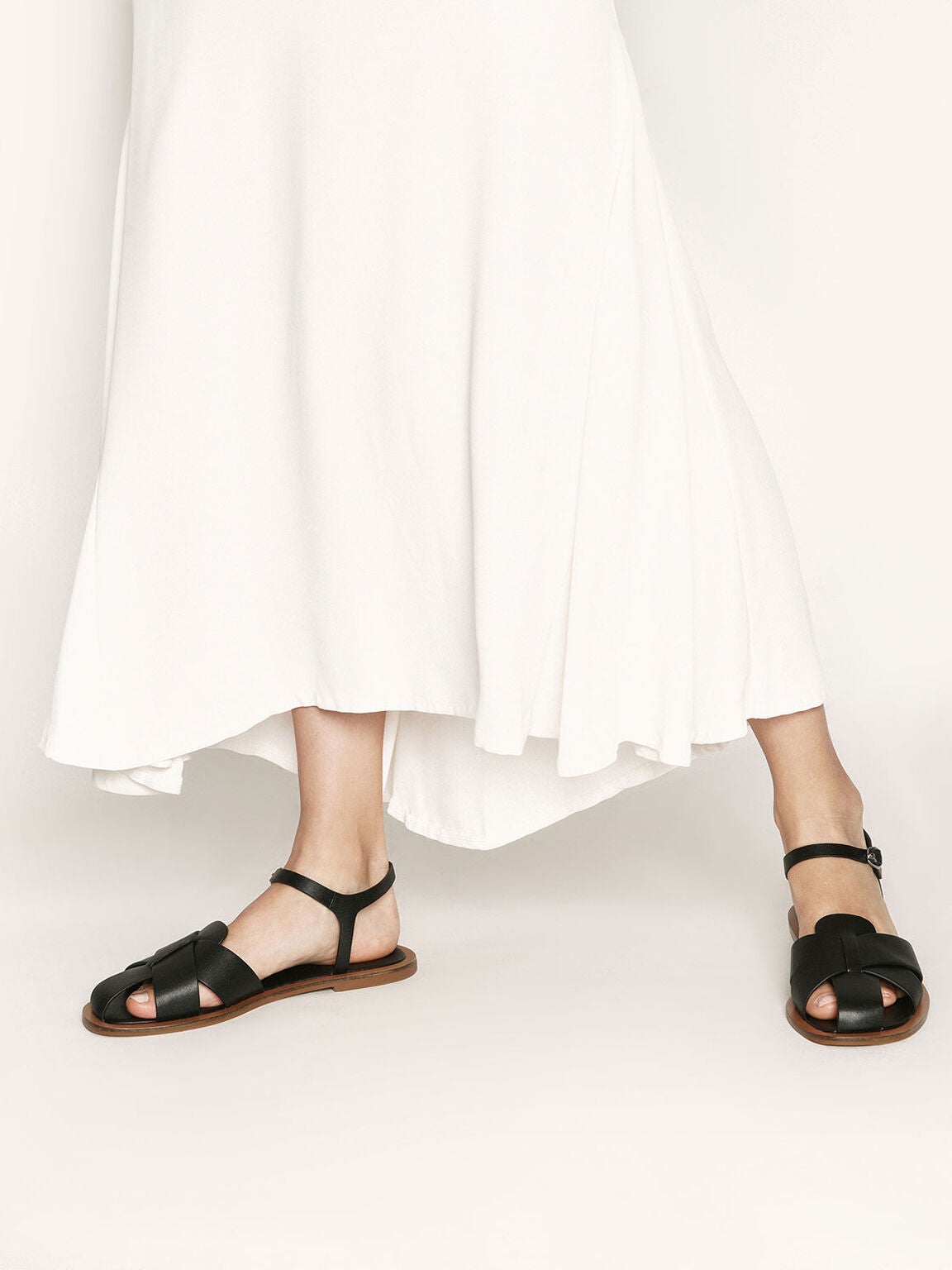 Women's Flat Sandals | Shop Online | CHARLES & KEITH International