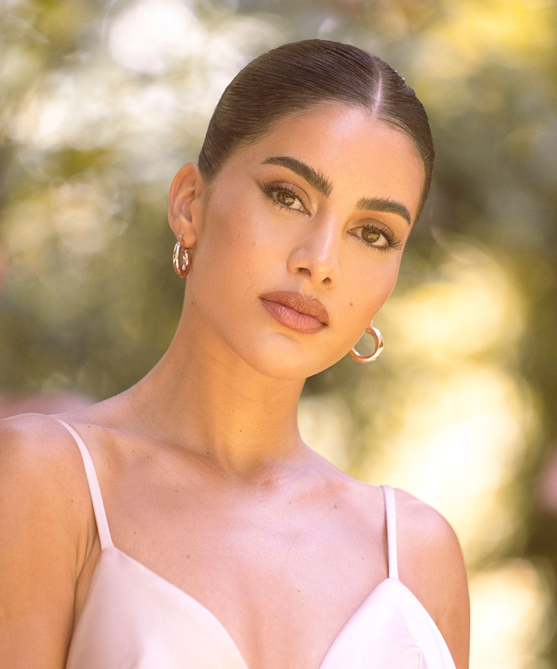 Camila Coelho Talks Self-Acceptance, Her New Beauty Brand And The True  Meaning Behind Elaluz