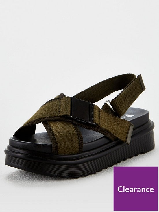 wide fit hiking sandals