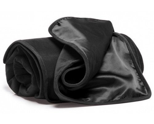 Liberator + Fascinator Throw - Black Furniture (Black ...